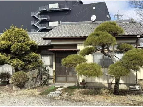 Popular single-floor living in a house with many Japanese-style rooms ♪ Calm layout ♪
