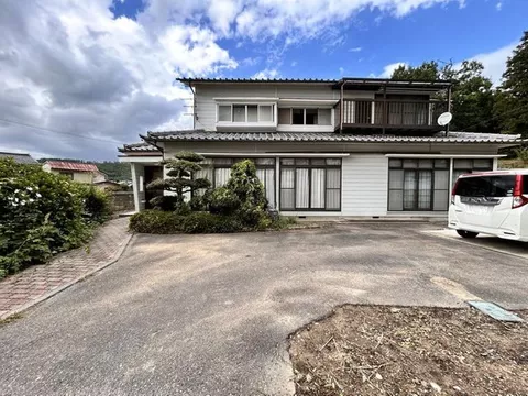 [Viewing event held] Since it is a property sold by our company, viewings are possible at any time. Please let us know your preferred date by phone or email.