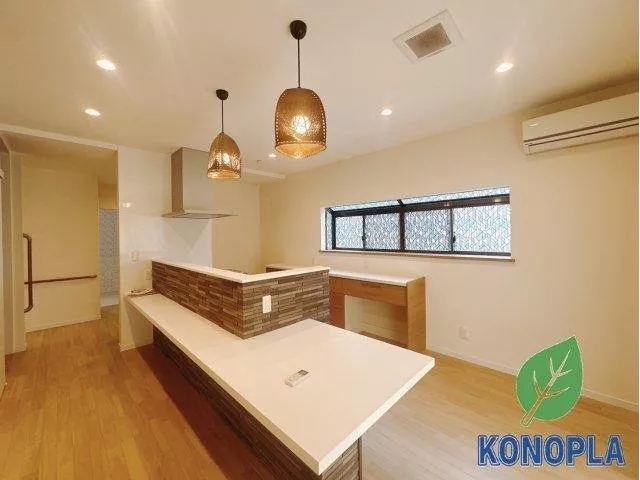 Renovated property on the first floor☆Luxurious interior■Projector■Bathroom heating and drying■IH