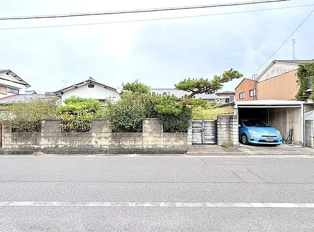 Used single-family home in Shimonadai-cho, Takamatsu City