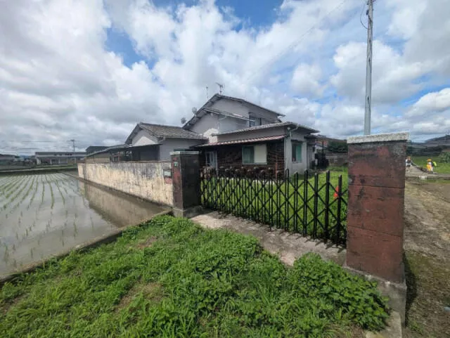 Takamatsu City, Ichinomiya Town (Ichinomiya Station) 2-story building 7DK