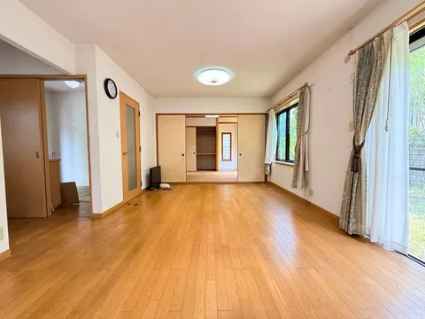 Comoa Shiotsu 3 (Shikawatsu Station) 14,800,000 yen