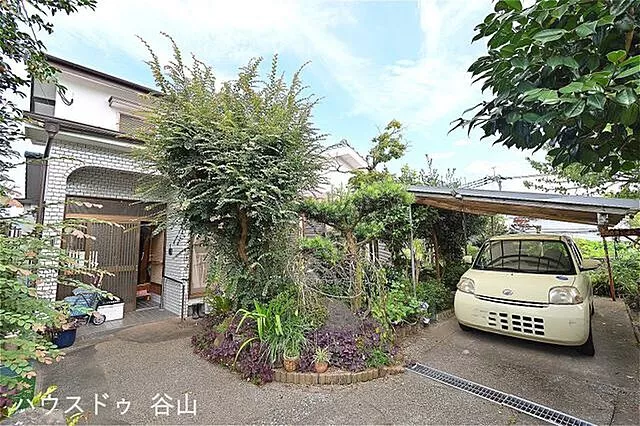 Used single-family home Hirakawa Town