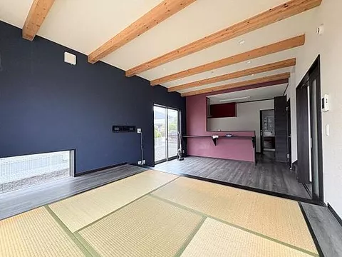 Used single-family home in 4-chome Iida, Takachi Town, Miyazaki City, Miyazaki Prefecture - Image 2