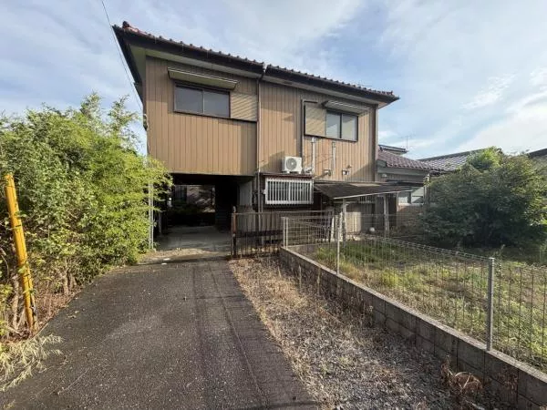 Gyoda City, Oaza Wakakodama (Higashi Gyoda Station) 2-story building 7DK