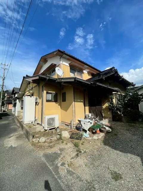 Karatsu City, Hamadama Town Hamazaki (Hamazaki Station) 2-story 7DK