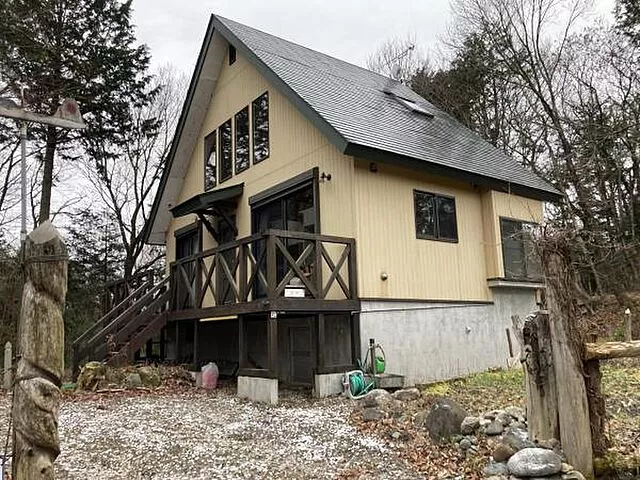 Used single-family home in Takakubo, Nasu Town, 1LDK loft in a resort area.