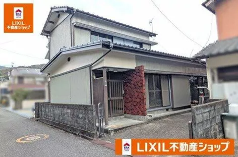 Kochi City, Kaganoui 2-chome (Iriyam Station), 2-story, 6DK