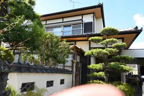 Saga City, Takagise Nishi 5-chome (Saga Station) 2-story building 5DK
