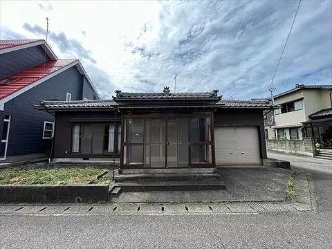 Used single-family home KEM Shibata City Toyomachi Phase 1 Used house