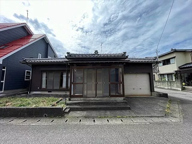 Used single-family home KEM Shibata City Toyomachi Phase 1 Used house