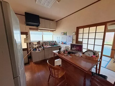 Nogata City, Oaza Shimokai (Nakaizumi Station) Single-story building 4DK