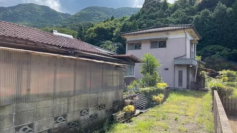 Imari City, Higashiyamayashiro Town, Okubo (Sato Station), 2-story, 4DK