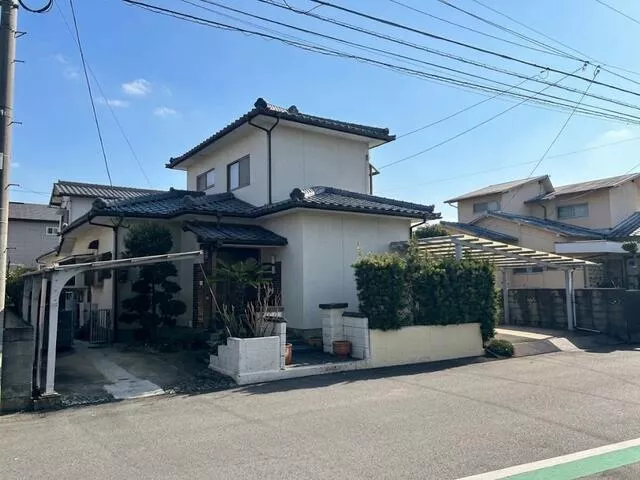 Oita City, Oaza Sekizen (Tsurusaki Station), 2-story, 5DK