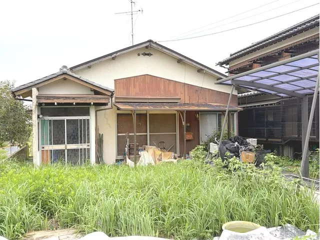 Convenient for commuting and school, about a 14-minute walk from the station ♪ Approximately 70 tsubo of spacious land ♪
