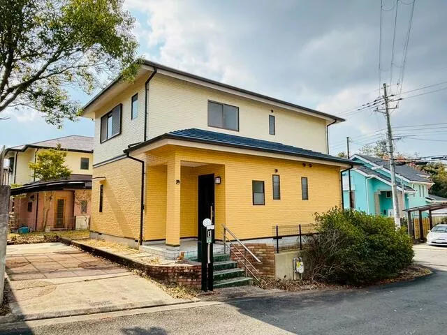 Ikoma County, Heguri Town, Kikubidai 3-chome (Higashiyama Station), 2-story building, 4SLDK