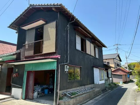 Yanagawa City, Kubihara (Nishitetsu Yanagawa Station) 2-story building 5DK