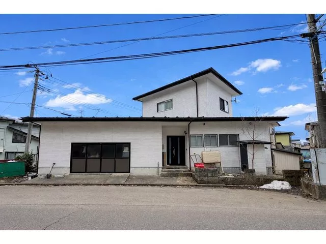 Narayama Shironamimachi (Ugo Ushijima Station) 9.8 million yen