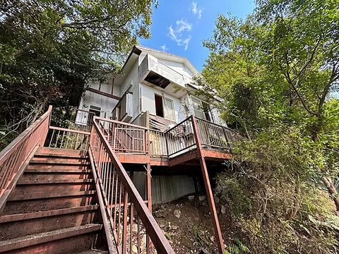 Used single-family home resort park Izu Atagawa villa area detached house