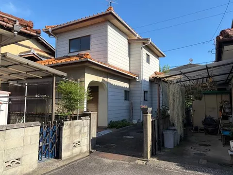 Matsuyama City, Mizunomachi (Umehon Station) 2-story 3LDK