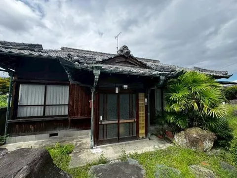 Shikokuchuo-shi, Shikoku (Iyo-Samukawa Sta.) Single story house, 5DK

5,000,000 yen