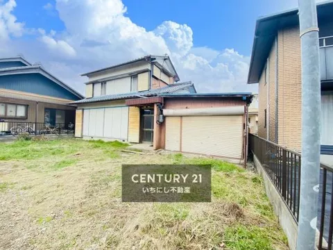 Ichinomiya City, Asai-cho, Kohibino Aza Gomae (Konan Station) 2-story building 5DK