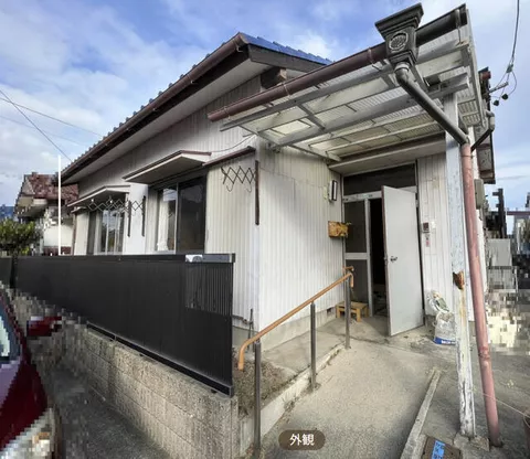 Ama City, Shippou Town, Ifuku Kawahara (Kanie Station), single-story building, 3DK - Image 1