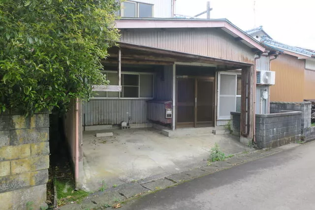 Sanjo City, Nishi-Ozaki 2-chome (Higashi-Sanjo Station) 2-story building 4LDK