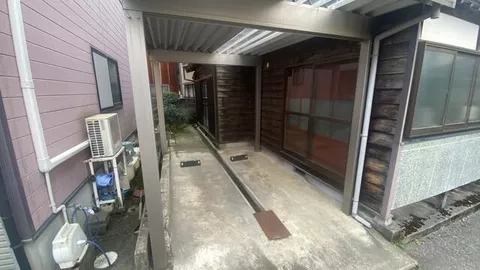 Hakusan City, Tsurugi Kiyosawa Town (Tsurugi Station) 2-story building 4K - Image 2