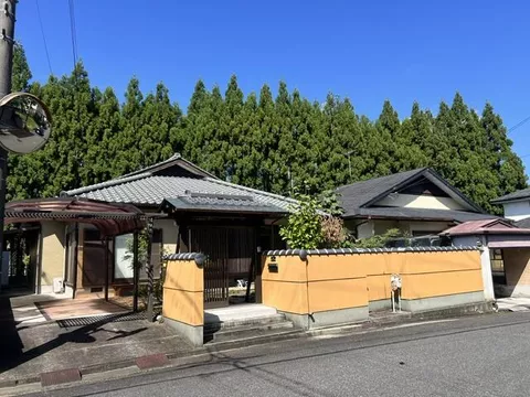 Yoshino County, Oyodo Town, Oaza Kitano (Rokuta Station), single-story, 2DK