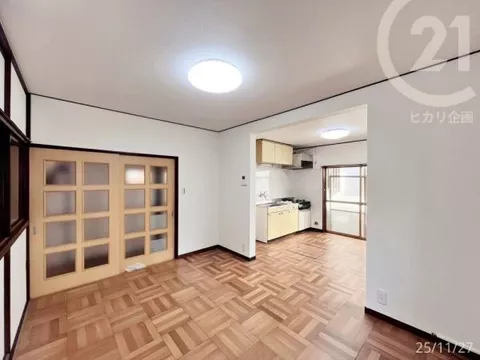 Musashimurayama City, Shinmei 4-chome (Kamikitadai Station) 2-story 3LDK