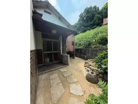 Hohashira 4, 500,000 yen