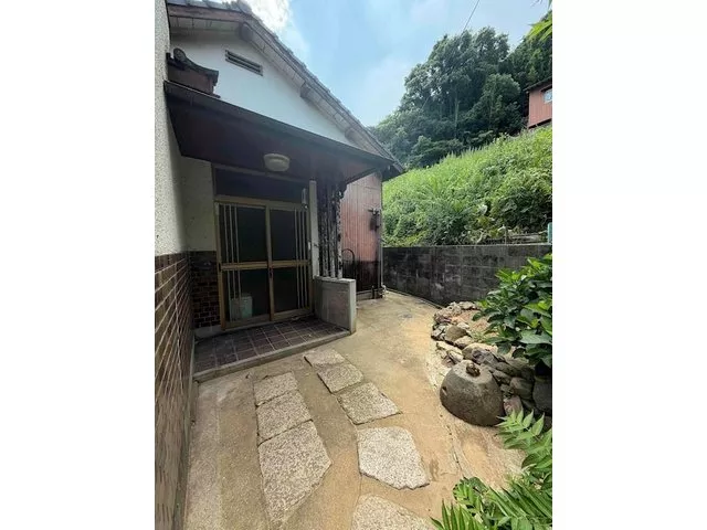 Hohashira 4, 500,000 yen