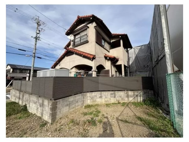 ・3LDK with garden・Good sunlight・Parking available・Convenience store about 2 minutes on foot・Quiet residential area