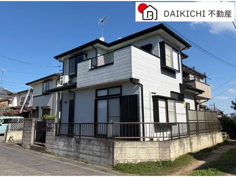 Renovation completed × Warm wood-grain interior!