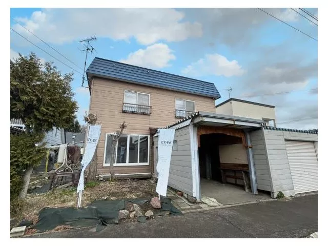 【Viewing event held】Current sale until April 12 / Parking for 2 cars available / 2 toilets / Renovation