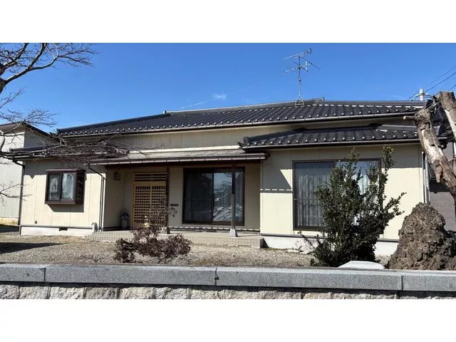 Mikage (Echichū Nakamura Station) 8,000,000 yen