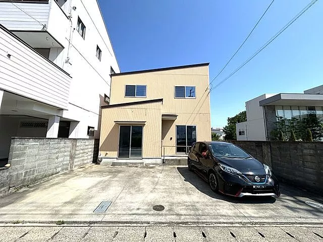 Used single-family home in Narutocity, Muya Town, Minami Hama, Azuma Hama
