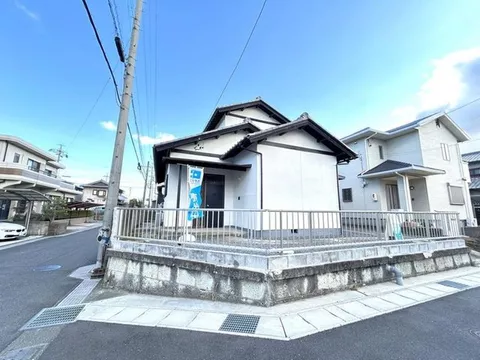 [Open House] Corner lot, all rooms facing south with good sunlight and ventilation. Seismic construction completed.