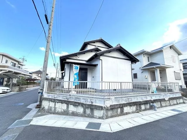 [Open House] Corner lot, all rooms facing south with good sunlight and ventilation. Seismic construction completed.