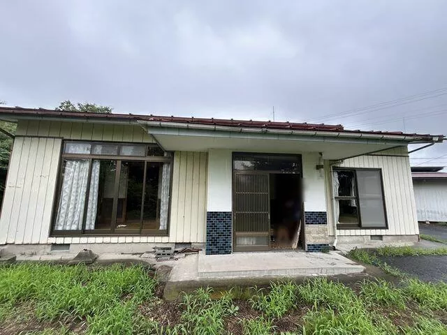 Osaki City, Tajiri Oosawa, Natsunashi (Tajiri Station) Single-story building 4DK