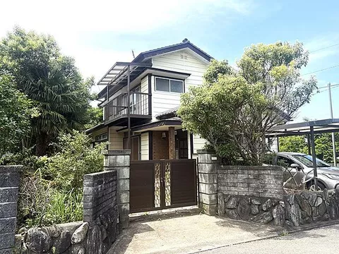 Used single-family home Minayoshi House