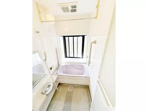 Affordable used house! Viewing reservations now being accepted. Carport, terrace with roof. - Image 3