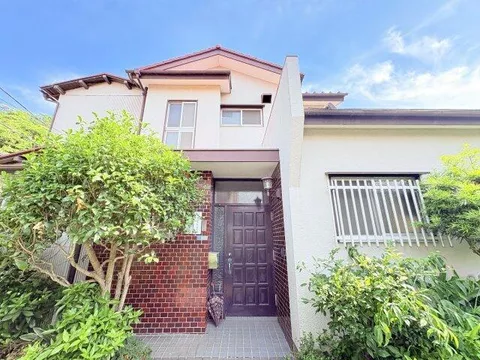 Otsu-cho 3-chome, Yokosuka City (Keikyu Otsu Station) 2-story building 5DK
