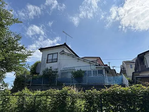 Used single-family home, 25 minutes on foot from JR Joban Line Nakaogō Station