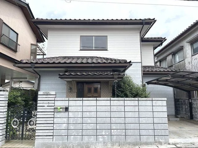 A quiet residential area with easy access to not only Ushiku City but also Tsukuba City and Tsuchiura City.