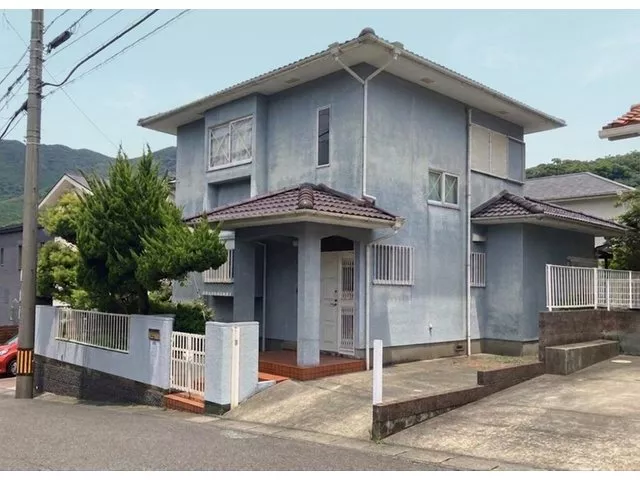 Spacious 5LDK located in a quiet residential area♪ Available for viewing anytime♪