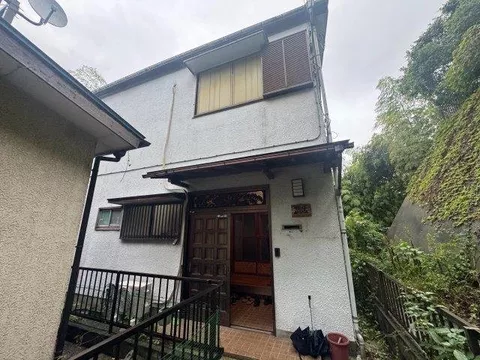 ◆Shower ◆Flooring ◆Land over 80 tsubo ◆Within 10 minutes walk from the station ◆Separate bath and toilet