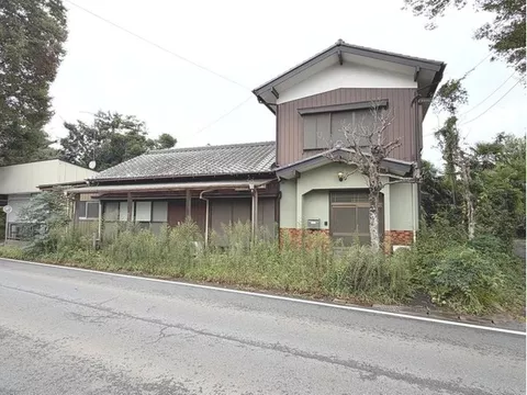 Excellent access to the airport! Spacious 5LDK used house♪