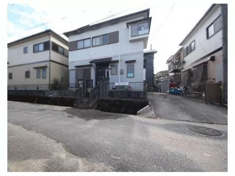 6.8 million yen (Hiraosato-yashiki, Yamashiro-cho, Tanakura Station)